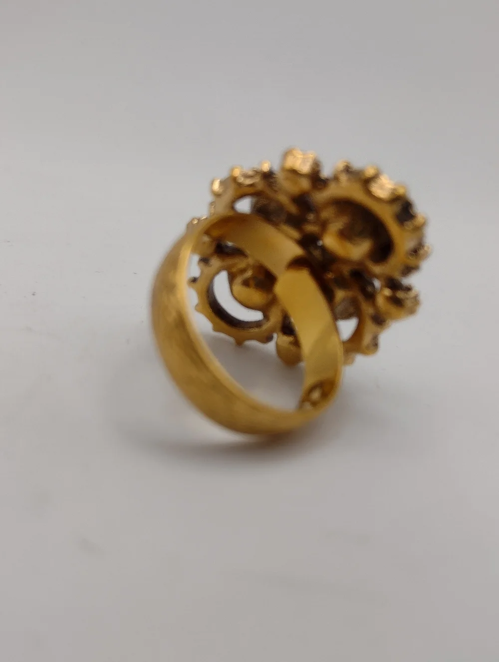 Vintage 70s Austrian Crystal Cocktail Ring - Picture 3 of 7